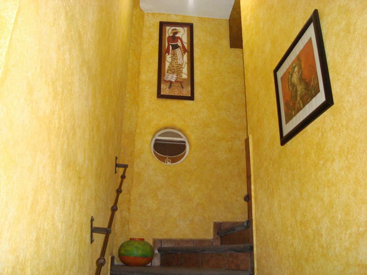 Posada La Natividad 테포츨란 외부 사진